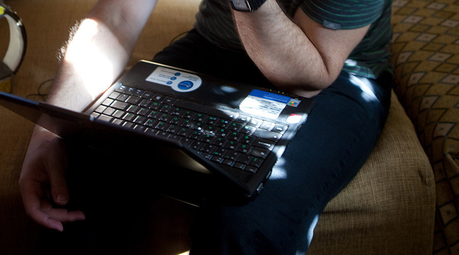 Click to enlarge laptop computer