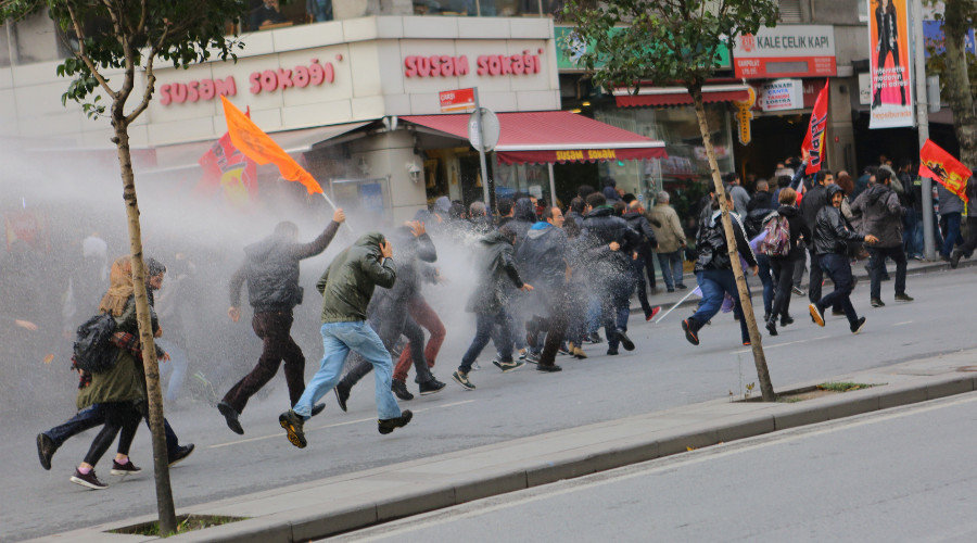 Click to enlarge Riot police use water cannons to disperse protesters during a protest against the arrest of pro-Kurdish Peoples' Democratic Party (HDP) lawmakers, in Istanbul, Turkey November 5, 2016