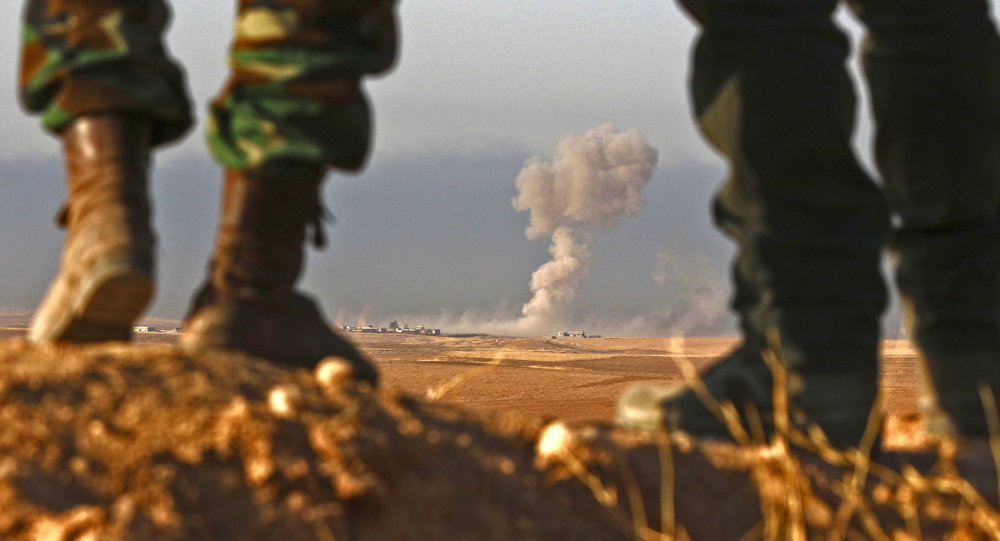 Click to enlarge Kurdish Peshmerga near Mosul