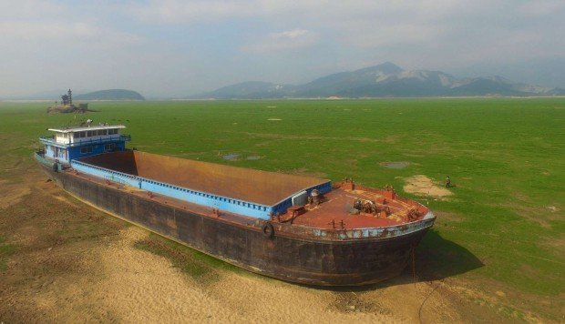Dried up Poyang Lake