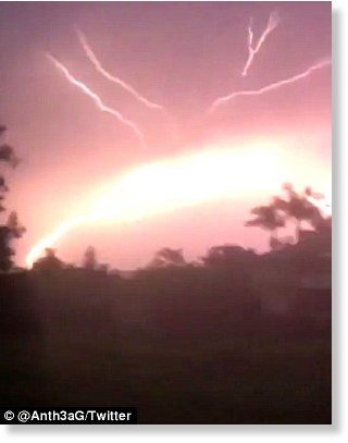 Click to enlarge The first flashes of lightning were spotted at around 3pm on the outskirts of Brisbane and continued until at least 6pm