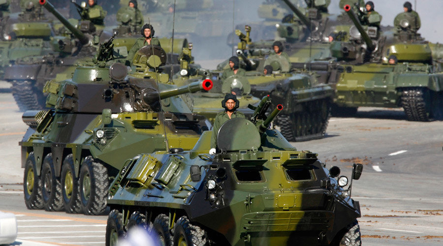 Click to enlarge Cuban tanks on parade