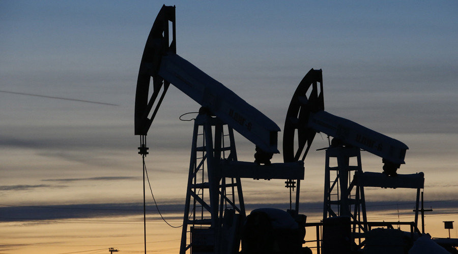 oil pumping rig