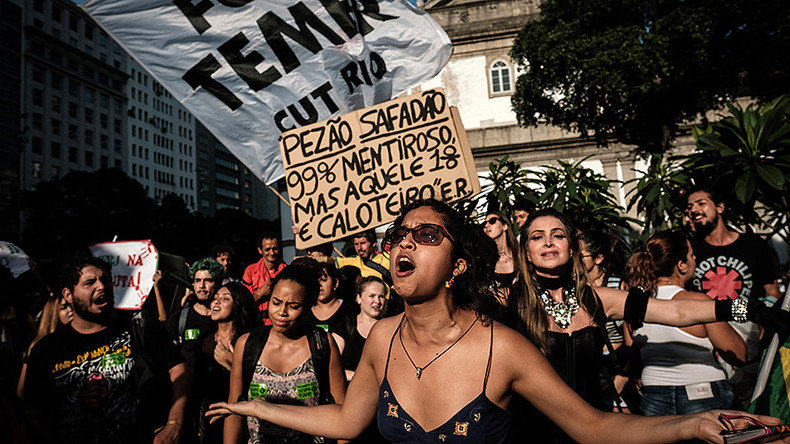 Click to enlarge Brazil protesters against Temer's government