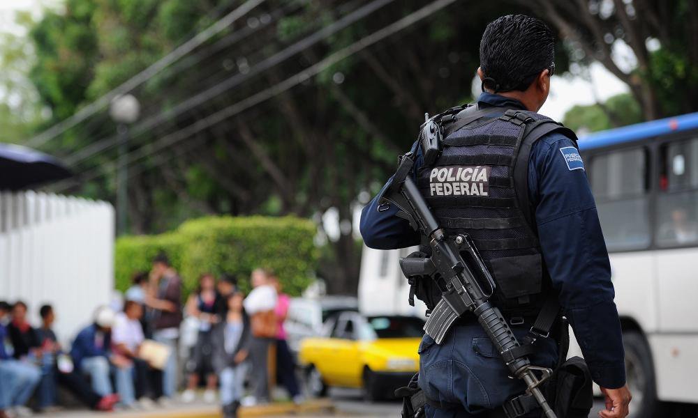 Click to enlarge Mexican federal police
