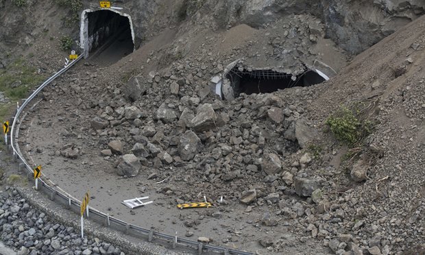 New Zealand landslide after quake
