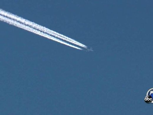 Mysterious plane circling the Denver area