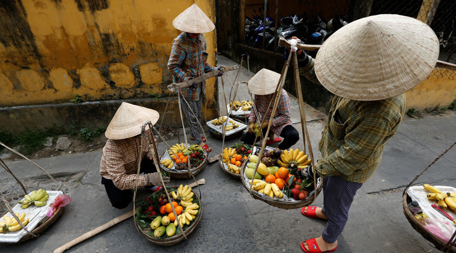 Click to enlarge Vietnam street market