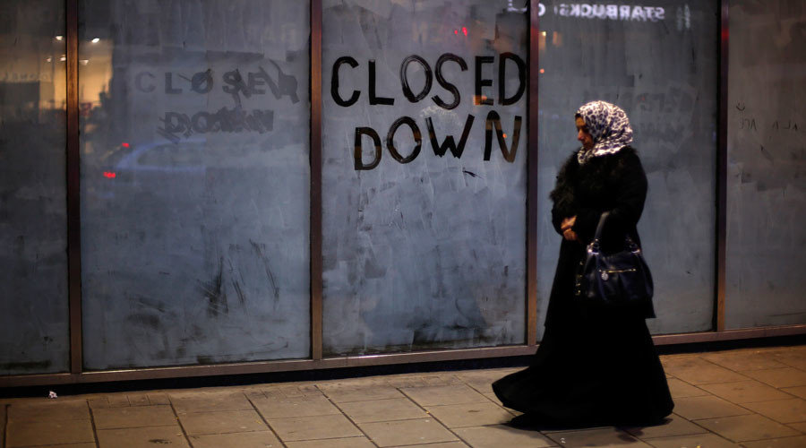 Click to enlarge Muslim woman in UK