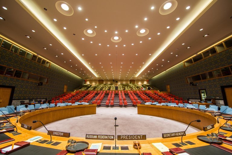 Click to enlarge UN security coucil chamber
