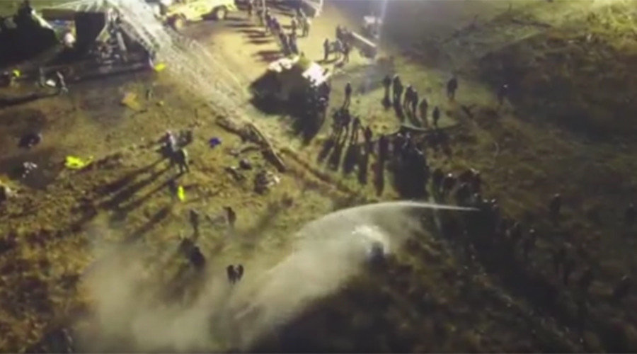 police Dakota Access Pipeline