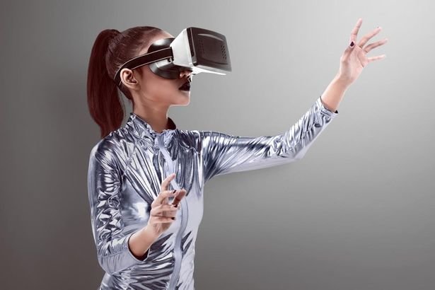 Click to enlarge virtual reality