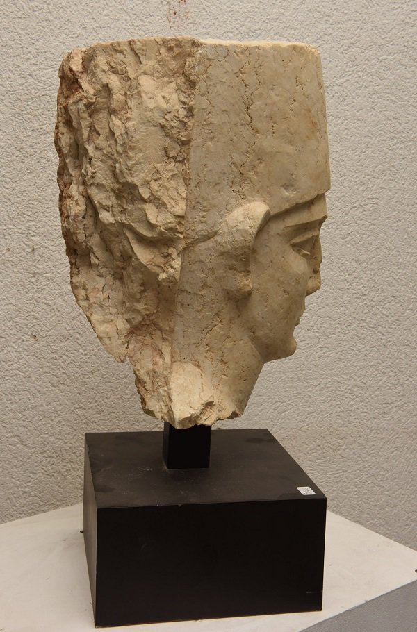 Click to enlarge confiscated Palmyra artifacts