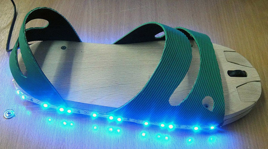 mouse-sandal