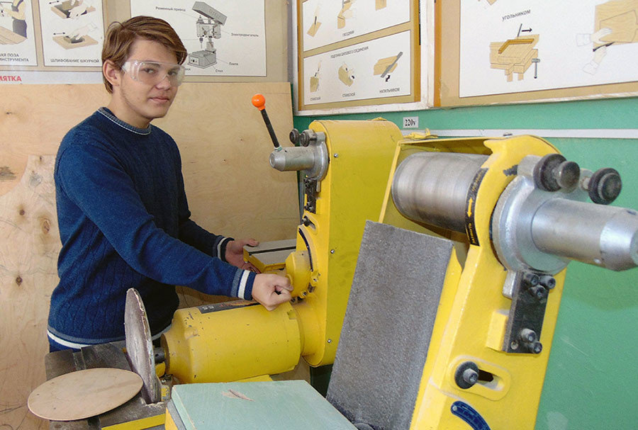 mouse-sandal inventor Sergey Halyavin