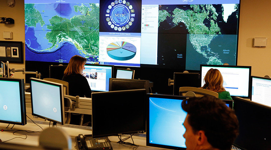 Click to enlarge Department of Homeland Security workers