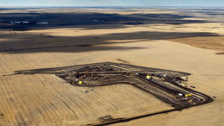 North Dakota oil spill