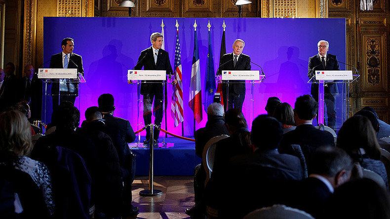 Qatari Foreign Minister Sheikh Mohammed bin Abdulrahman Al Thani, U.S. Secretary of State John Kerry, France's Foreign Minister Jean Marc Ayrault, and German Foreign Minister Frank-Walter Steinmeier