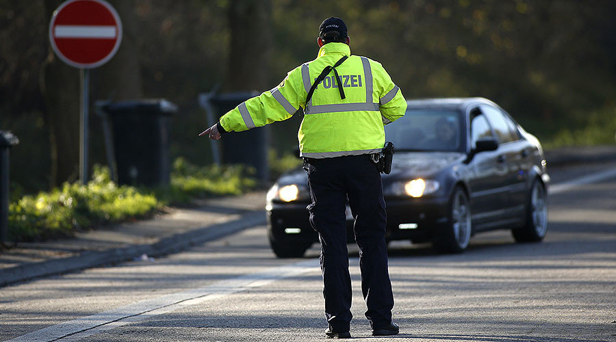 Click to enlarge German policeman