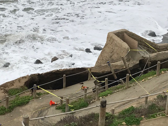 Pacifica beach sinkhole