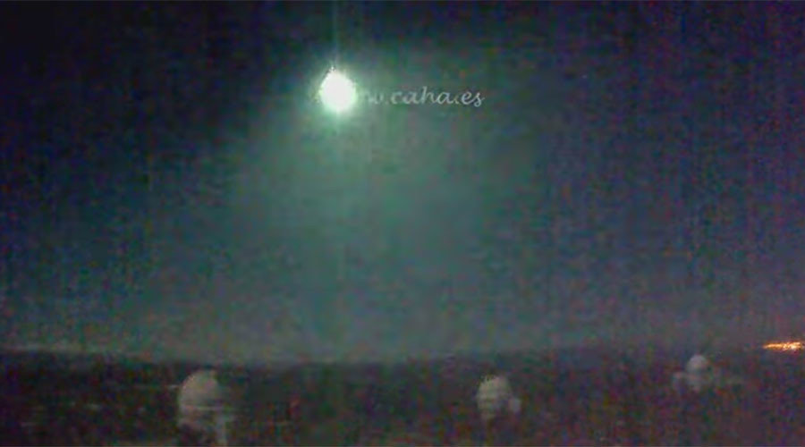 meteor fireball over Spain