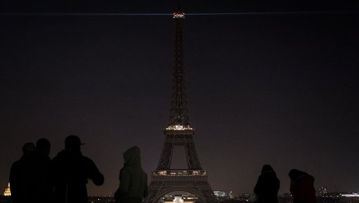 eiffel tower