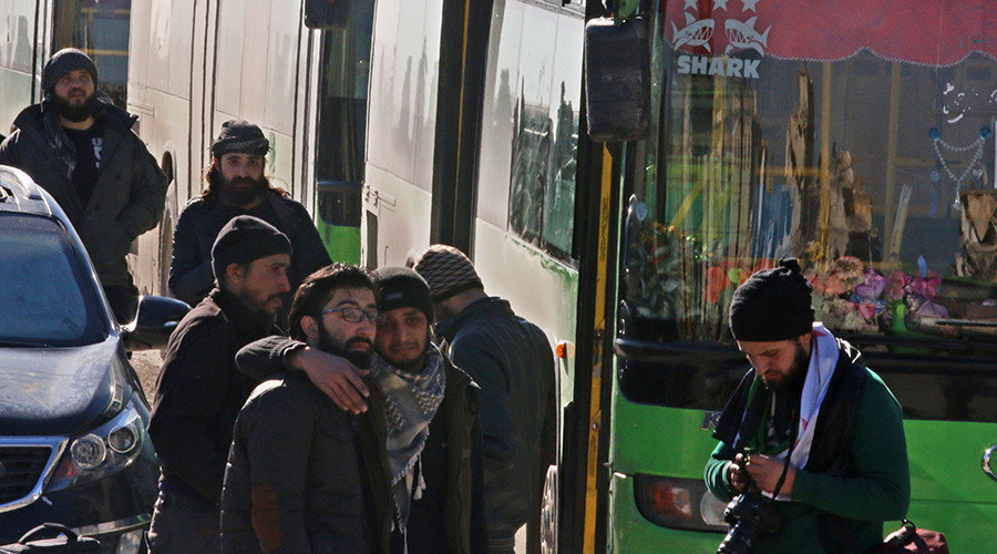 Click to enlarge buses evacuating people