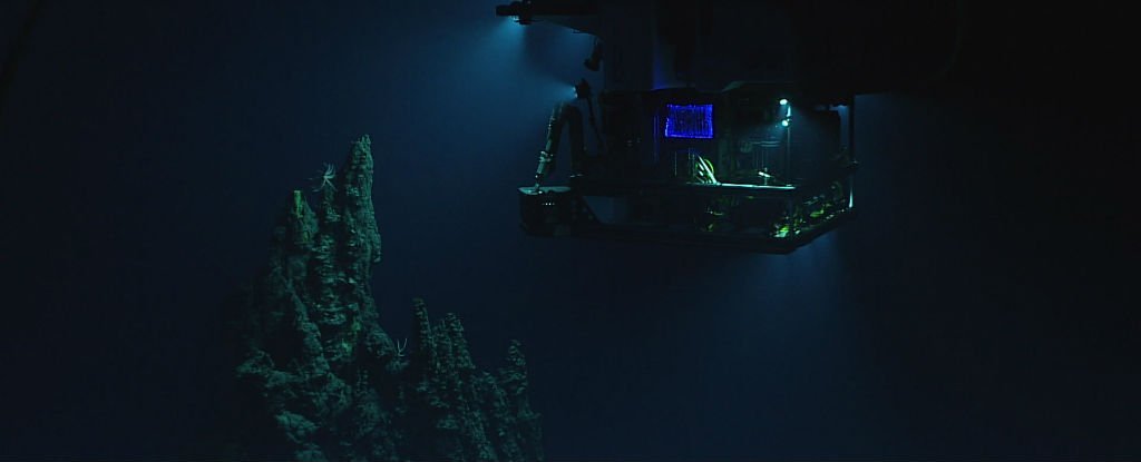 Click to enlarge Deep-sea rover exploring the Mariana Trench