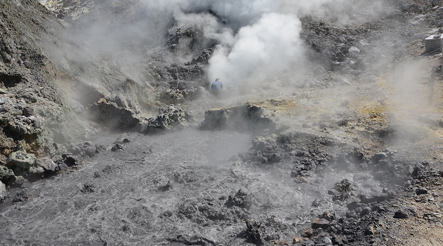 Click to enlarge Pisciarelli fumaroles and mud pools from the Campi Flegrei caldera