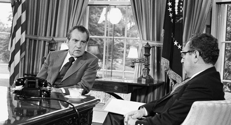 Click to enlarge kissinger nixon