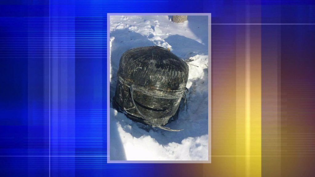 Click to enlarge van damage mystery object