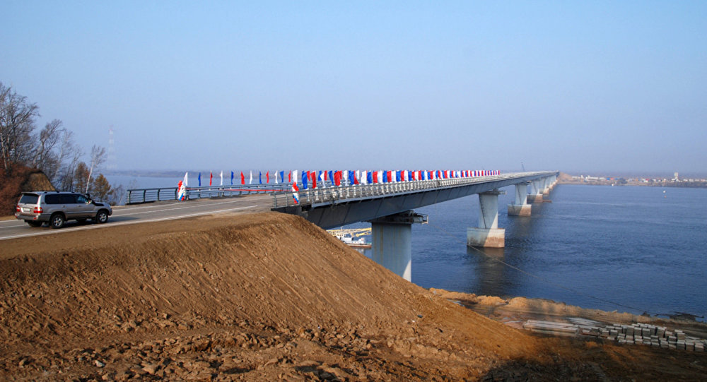 Click to enlarge Amur River Bridge