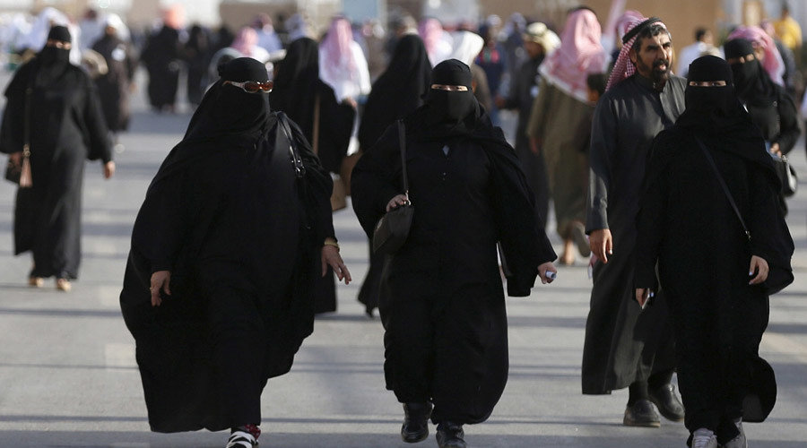 Click to enlarge Saudi women