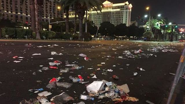 Click to enlarge Trash in Las Vegas