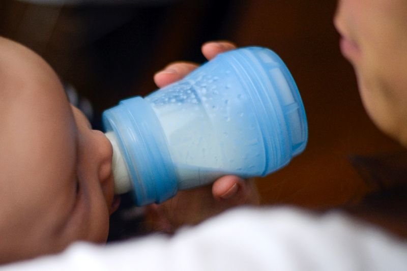 baby feeding