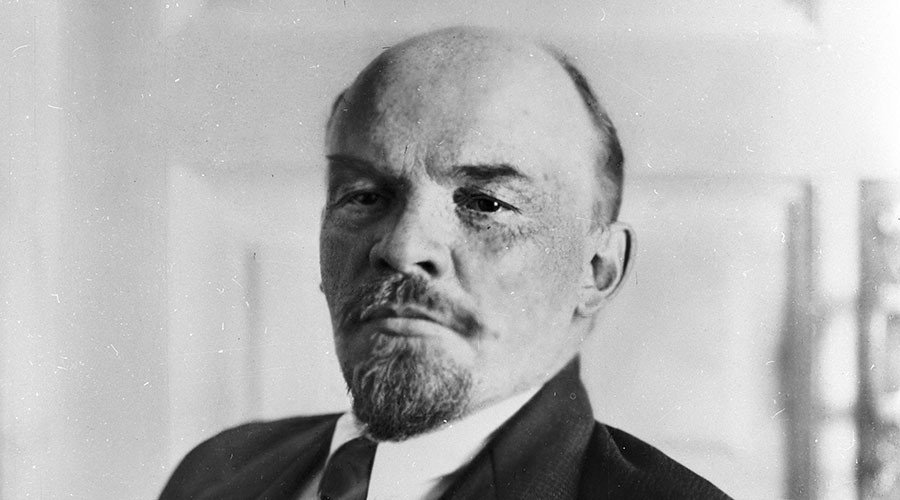  Vladimir Ilyich Ulyanov Lenin