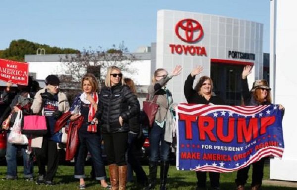 Click to enlarge Trump supporters at Toyota car dealership