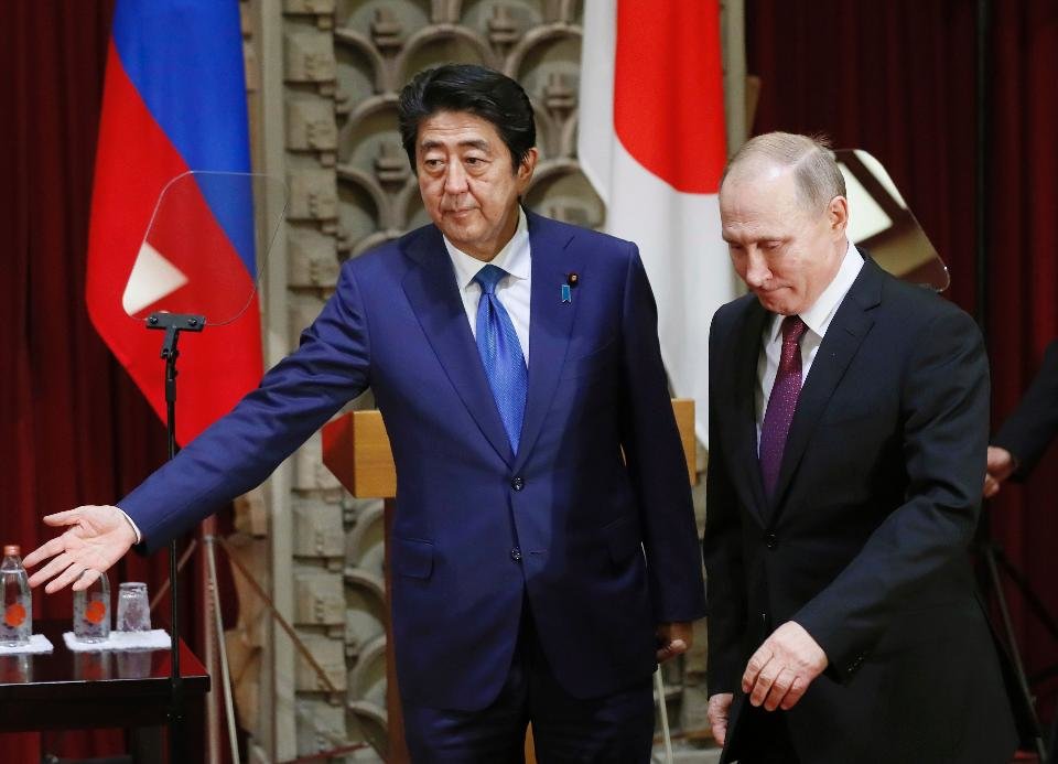 Putin Abe Japan visit
