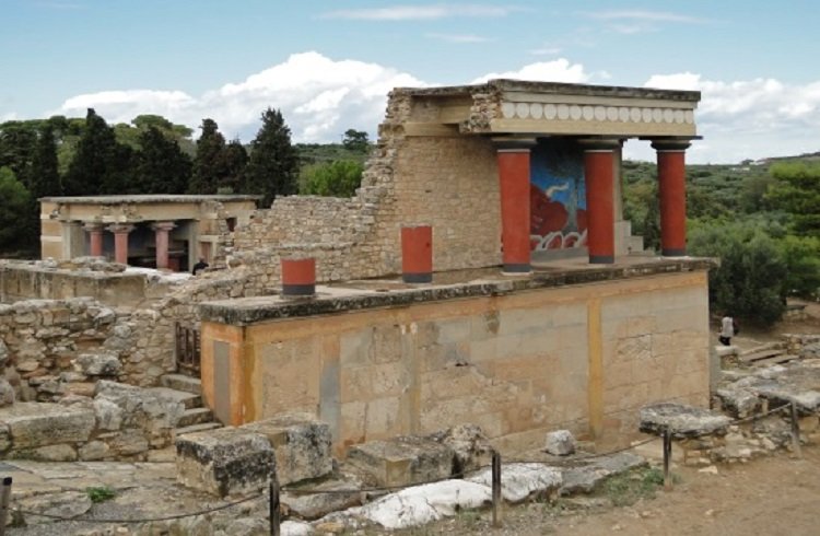 Click to enlarge Knossos Ruins