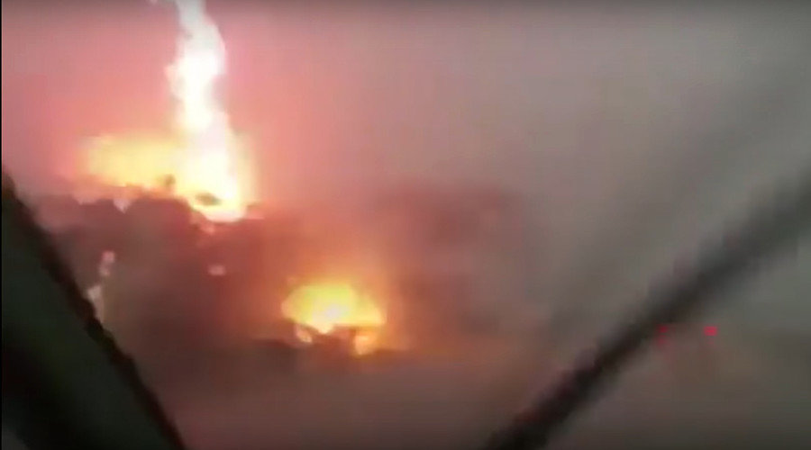 Click to enlarge Lightning strikes truck