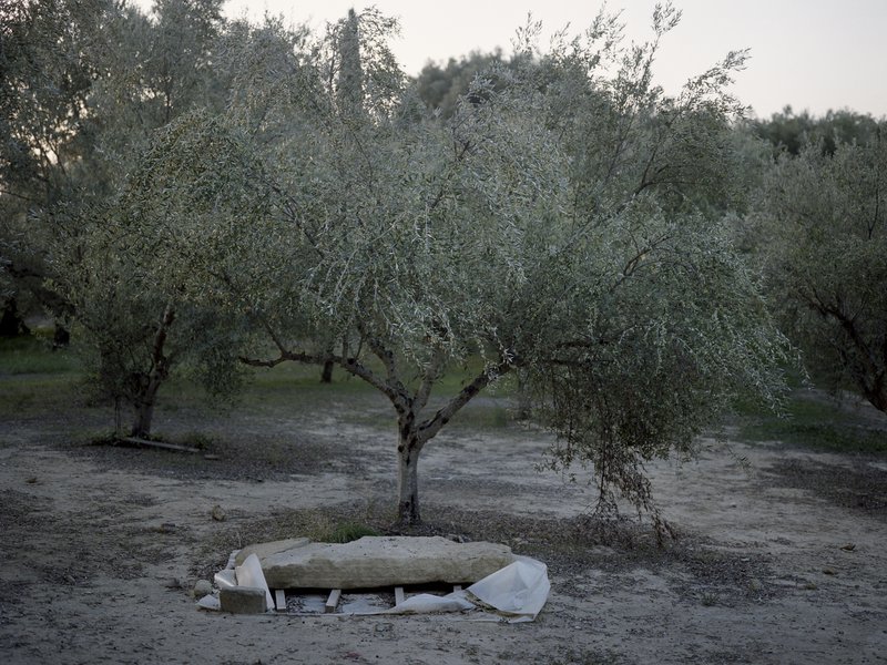 Click to enlarge greek tomb
