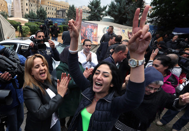 Click to enlarge syria families reunited