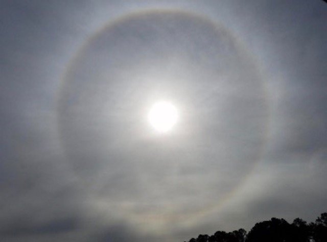 Click to enlarge Huntsville solar halo