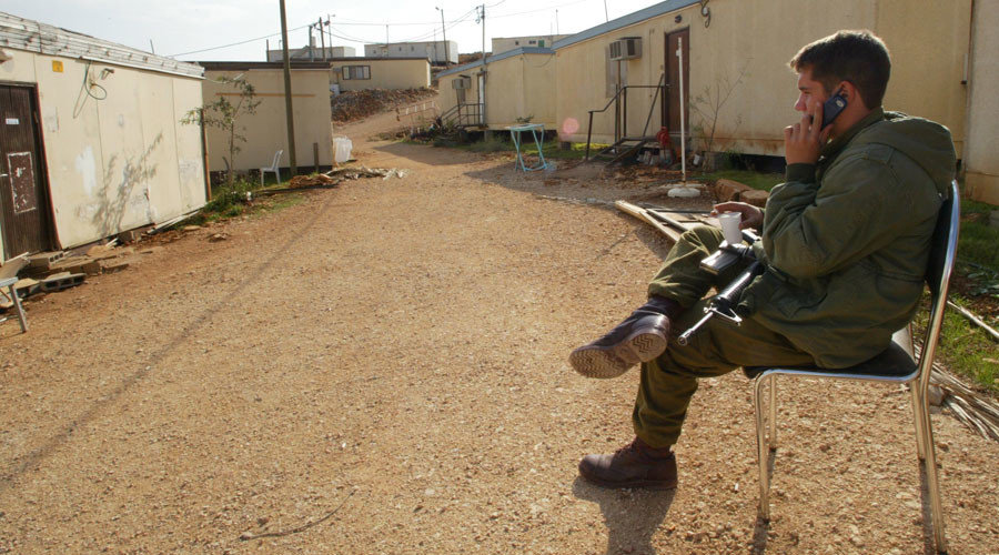 Click to enlarge Israeli soldier