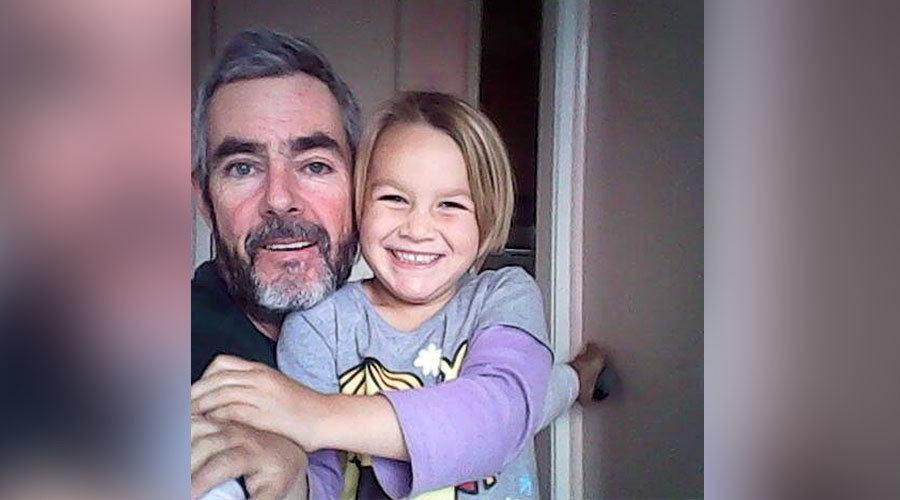 father daughter lost sea reunited