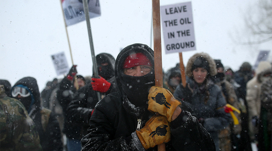 NoDAPL protestors
