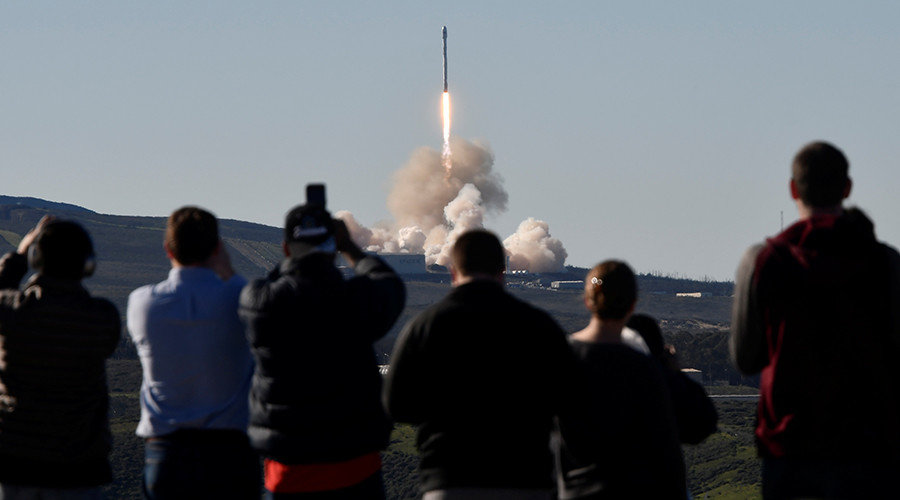 Click to enlarge SpaceX Falcon rocket launch