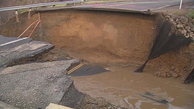 Click to enlarge Alhambra Valley Road sinkhole