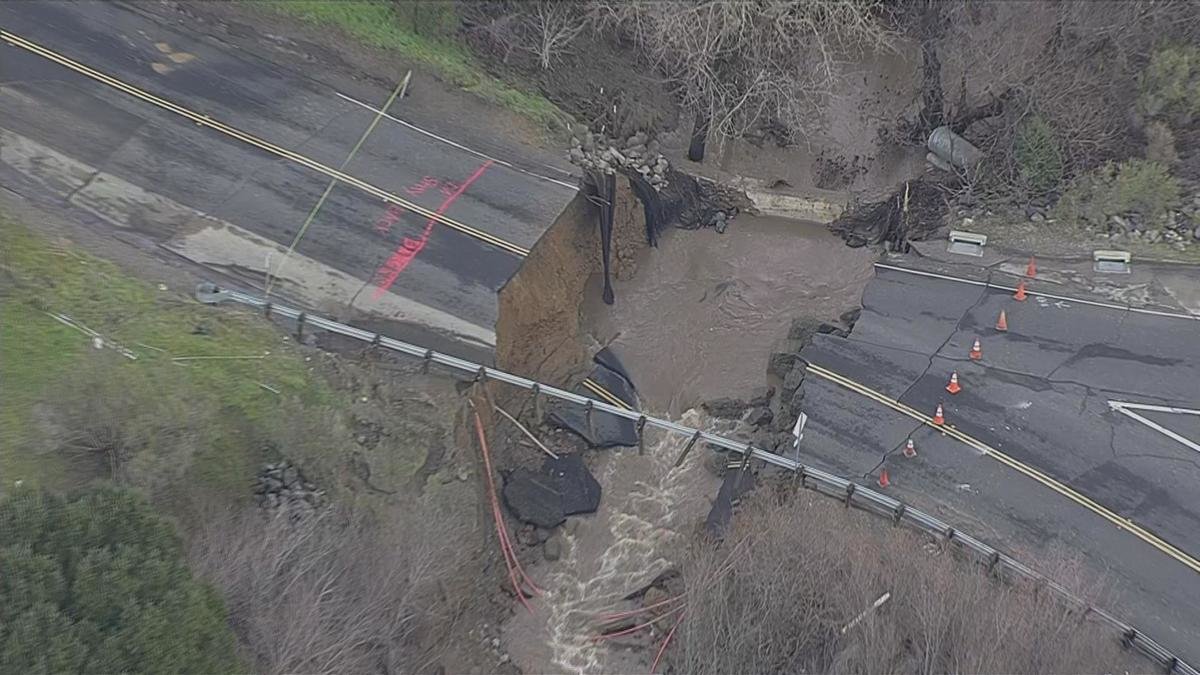 Alhambra Valley Road sinkhole