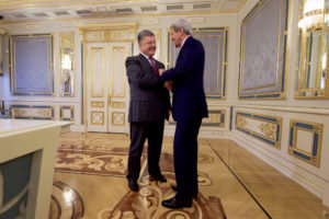 Click to enlarge Poroshenko and Kerry